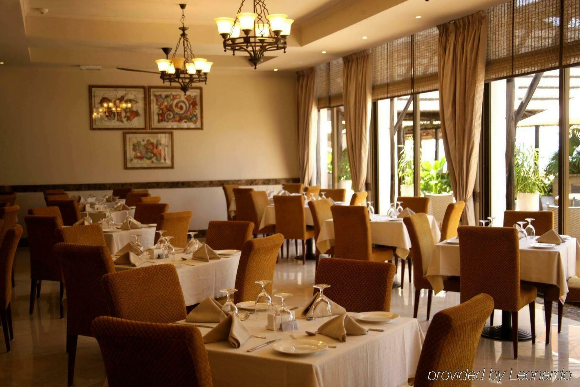 Sea Cliff Hotel Dar es Salaam Exterior foto